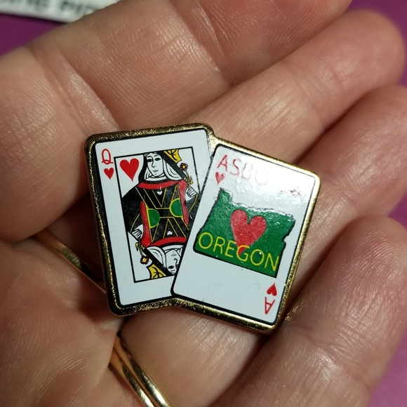 ASBO trading pin 2006 lapel brooch enamel gold tone Association School b… - Picture 4 of 9